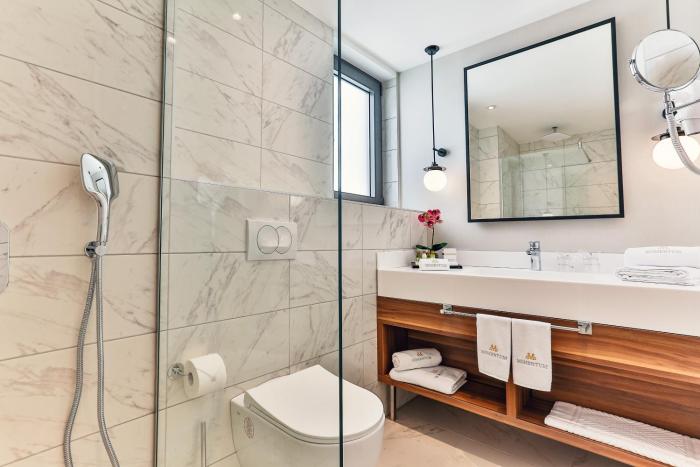 boutique hotel momentum by aycon