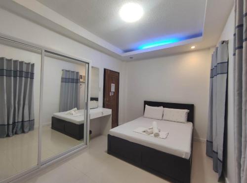 livewire planet suites