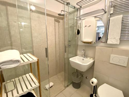 intomilan galleria duomo boutique and design aparthotel