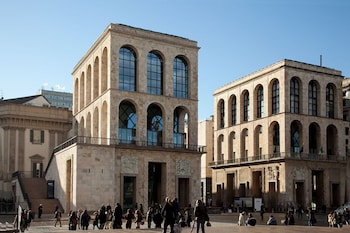 intomilan galleria duomo boutique and design aparthotel