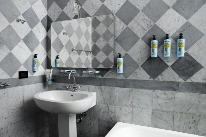 milan retreats duomo