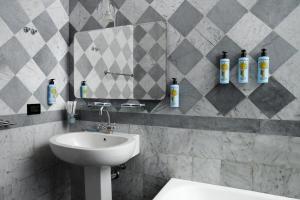 milan retreats duomo