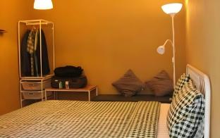 the leaf service apartment