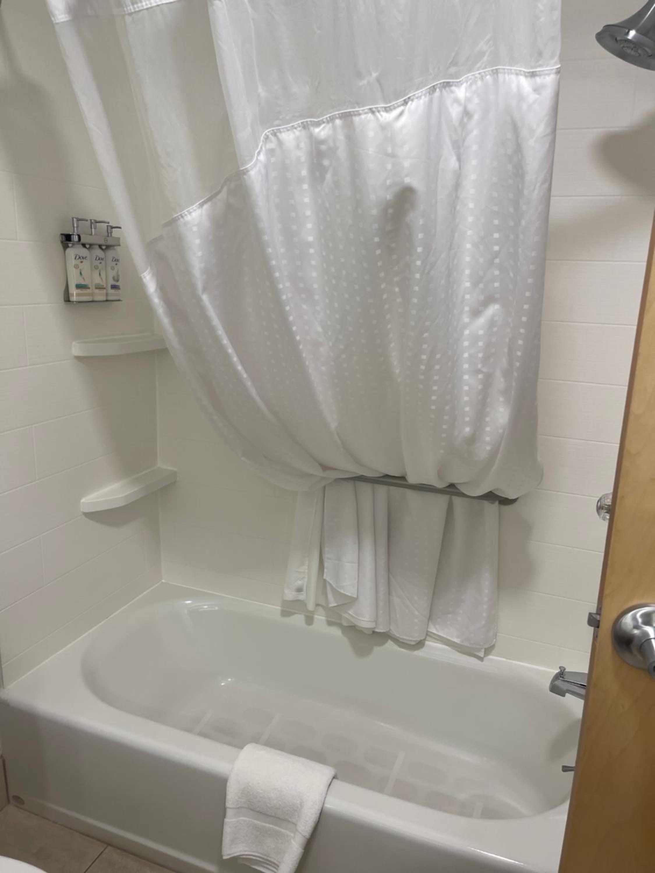 holiday inn express cedar rapids collins rd by ihg