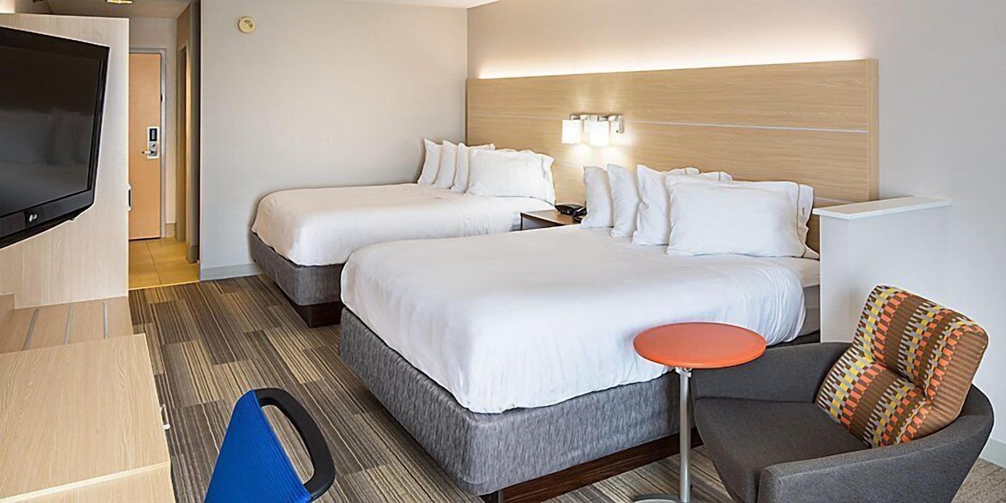 holiday inn express cedar rapids collins rd by ihg