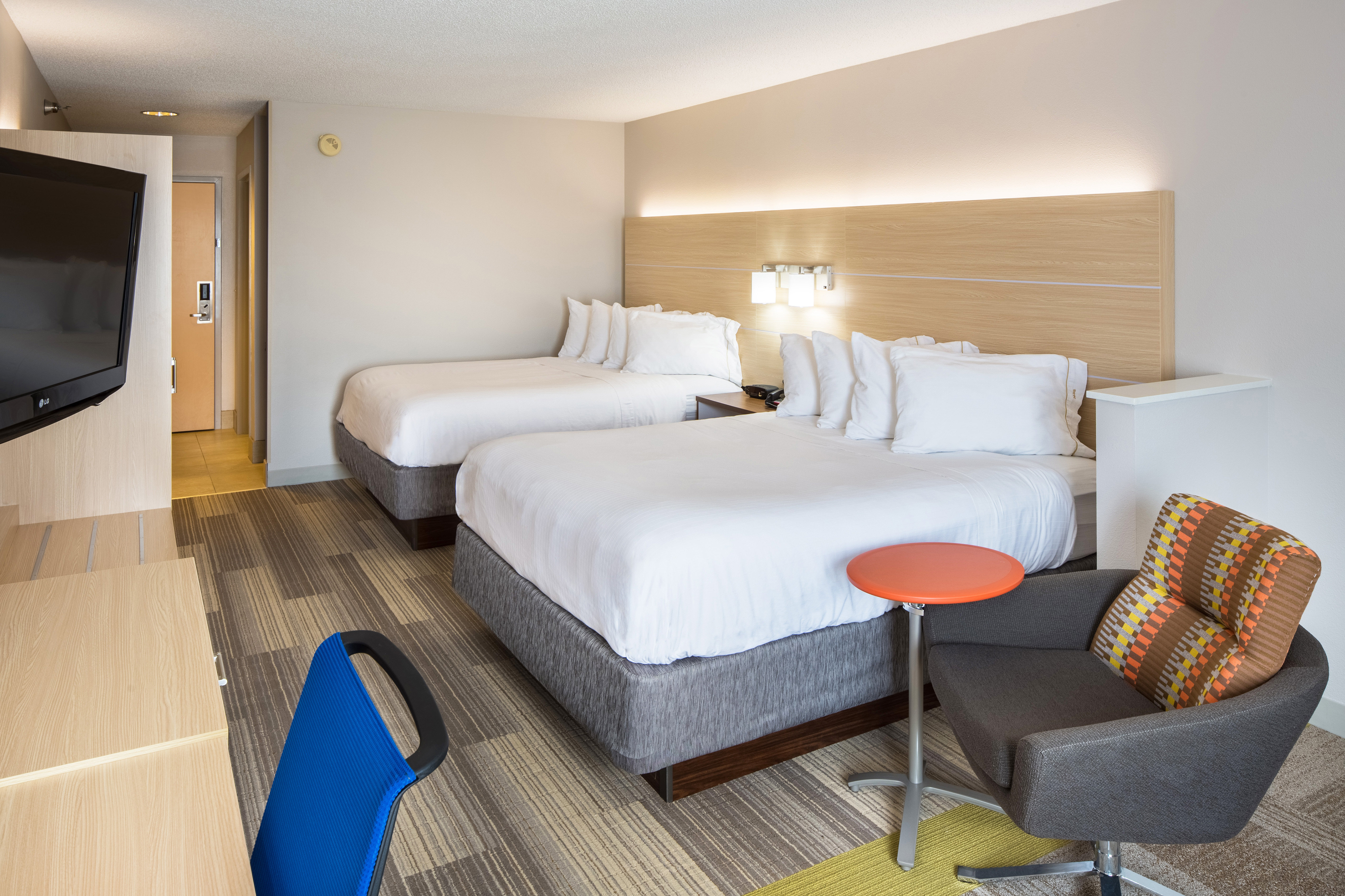 holiday inn express cedar rapids collins rd by ihg