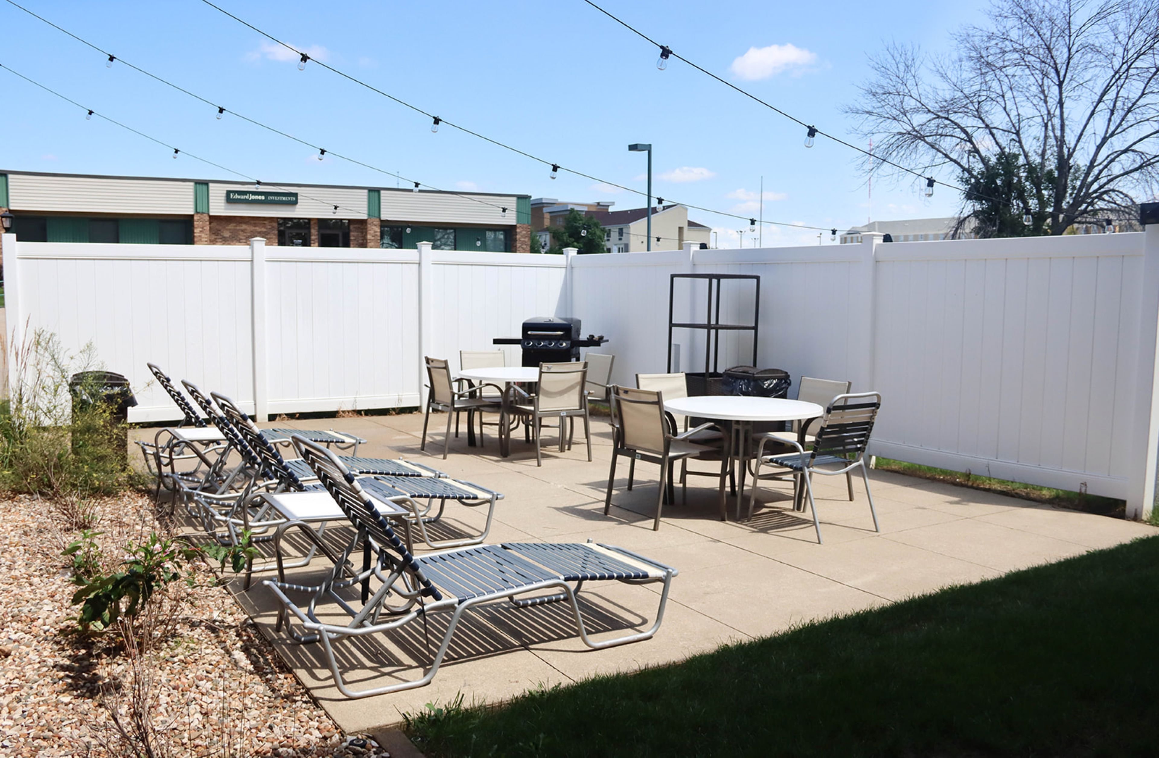 holiday inn express cedar rapids collins rd by ihg