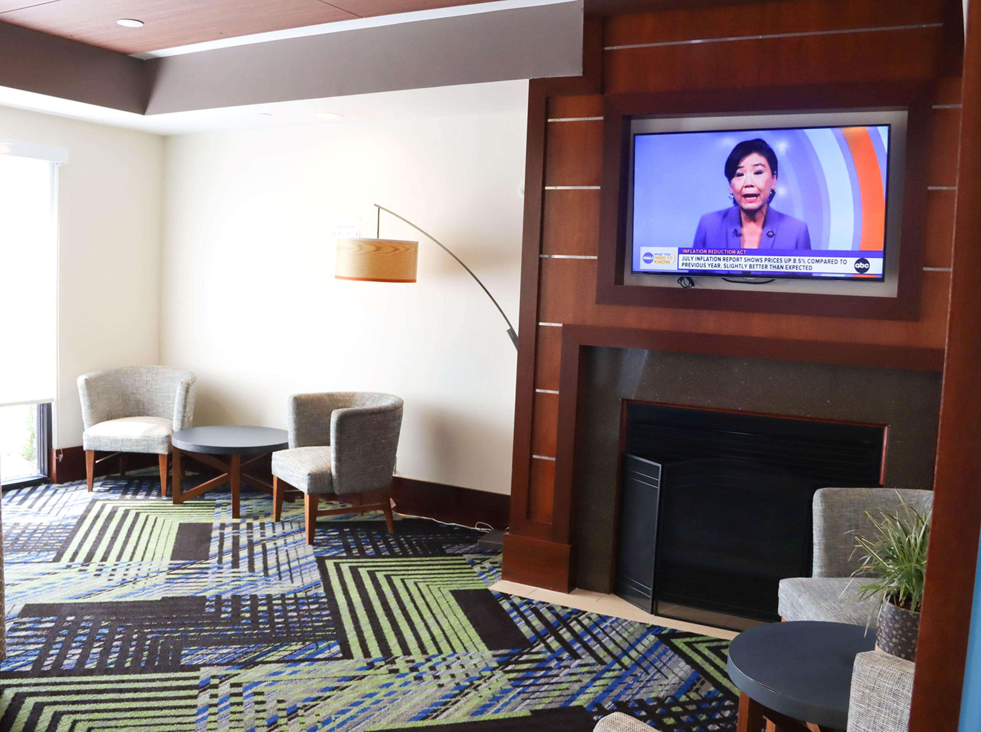 holiday inn express cedar rapids collins rd by ihg