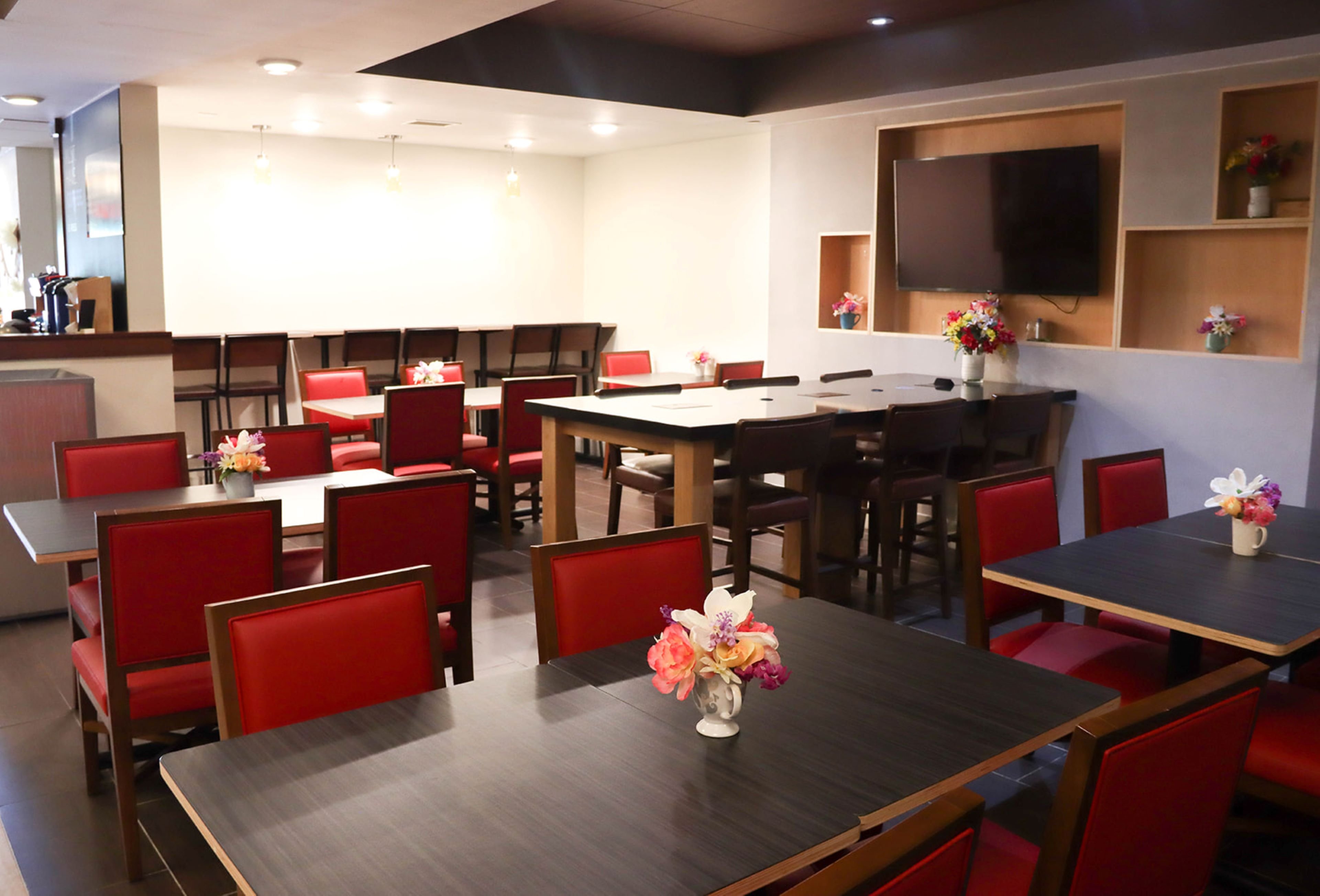 holiday inn express cedar rapids collins rd by ihg