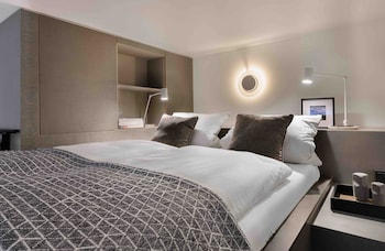 oberdeck studio apartment house