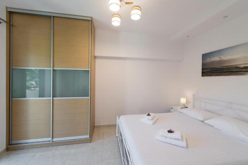 bounatsa studios and apartments