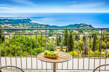 kefalonia