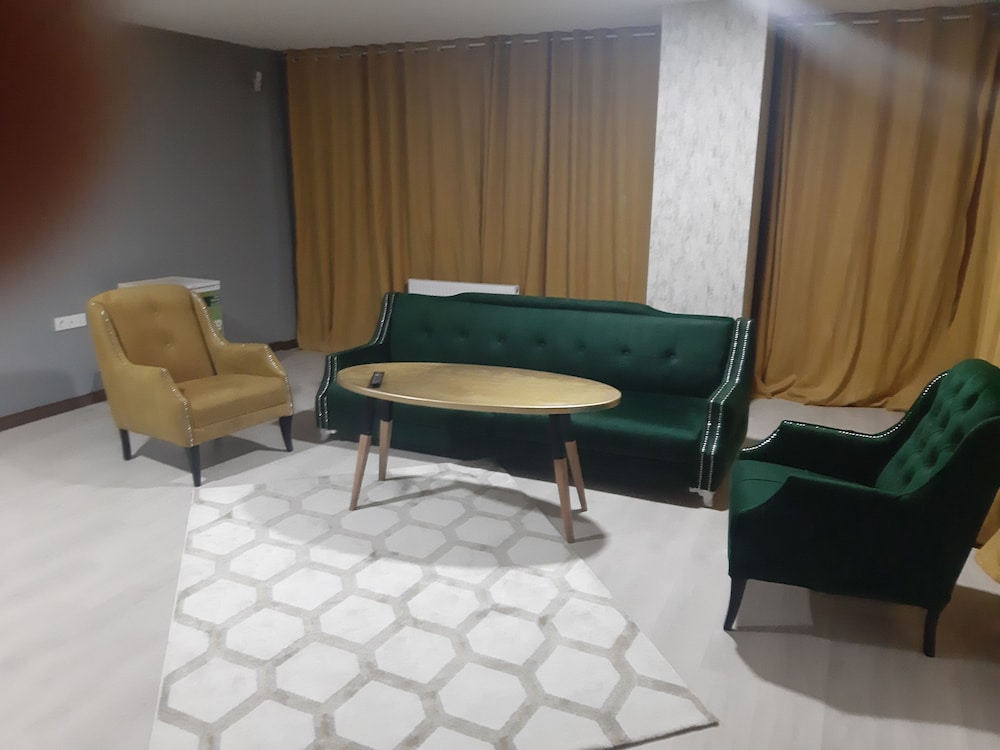 suit on6