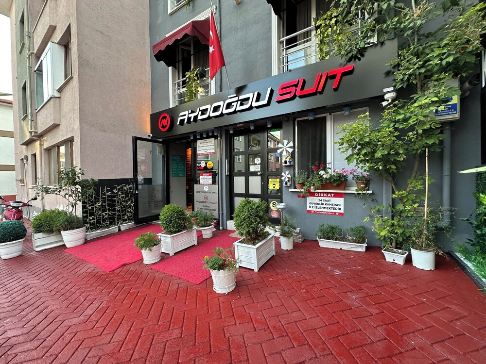 aydogdu suit
