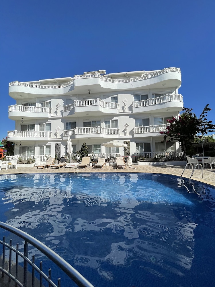 belka golf residence