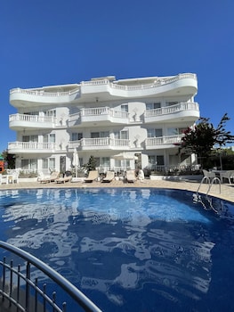 belka golf residence