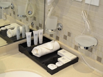 better living hotel apartment