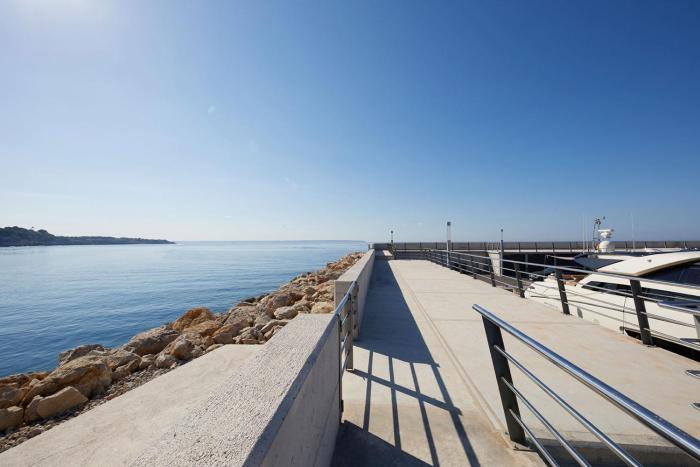 calanova sports residence