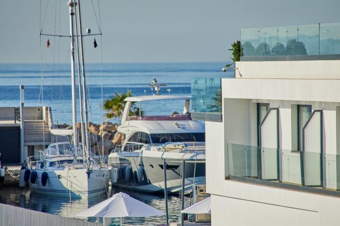 calanova sports residence