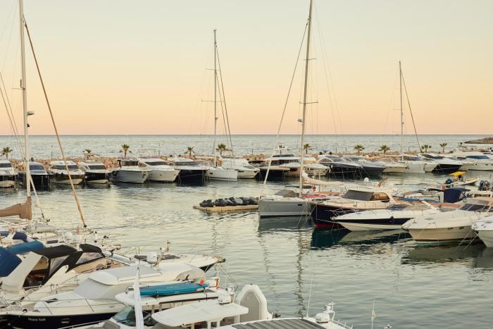 calanova sports residence