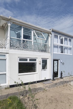marina beach house