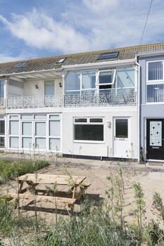 marina beach house