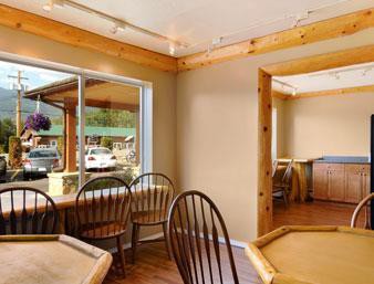 super 8 by wyndham valemount