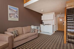 super 8 by wyndham valemount