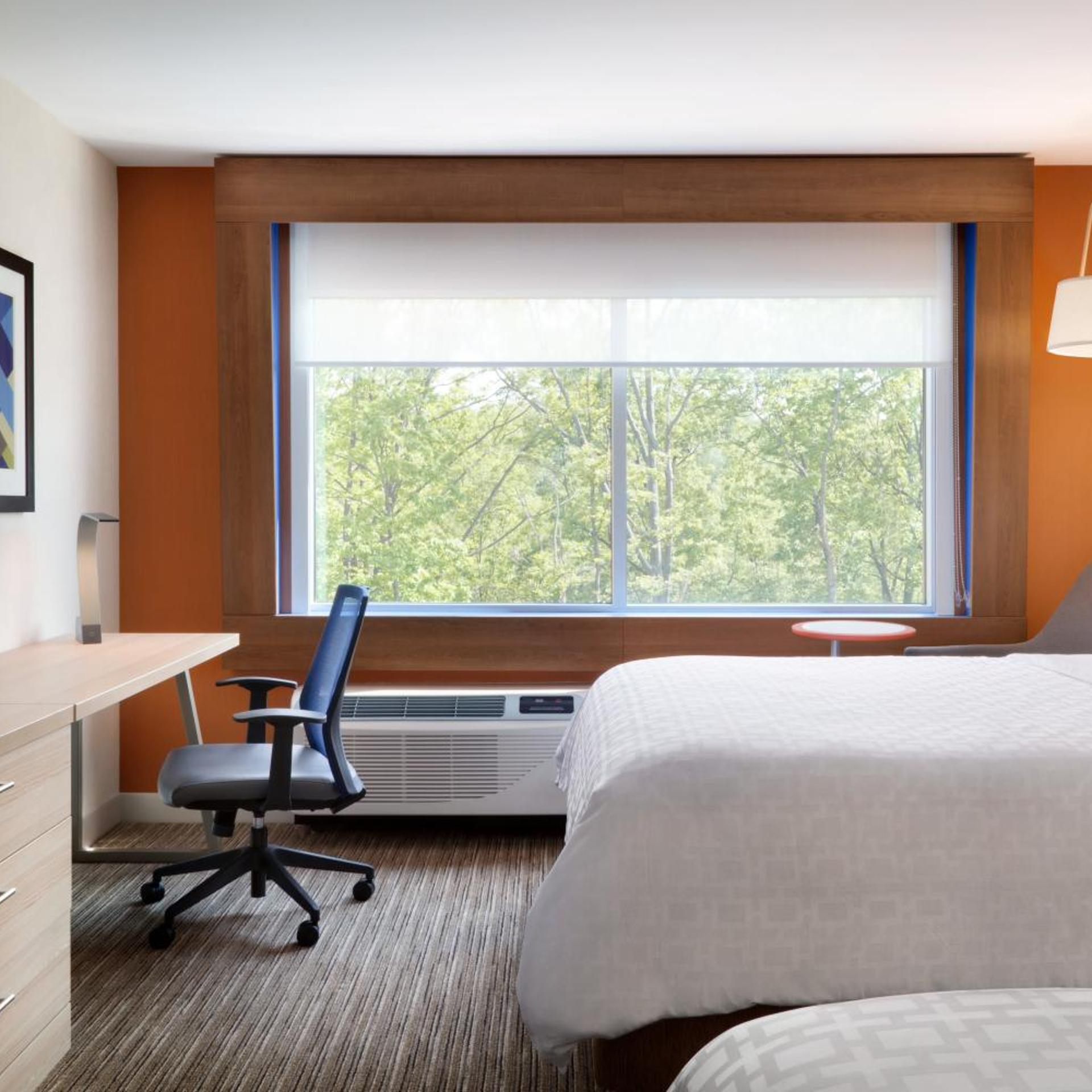 holiday inn express and suites columbus east heath