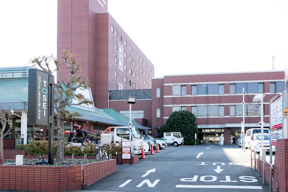 tosei hotel and seminar makuhari