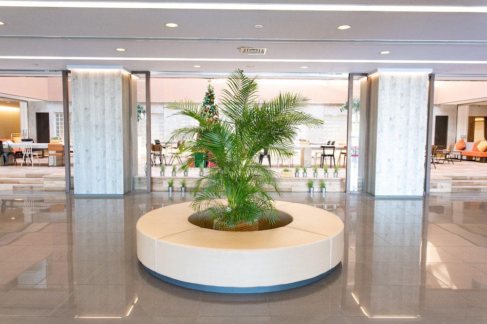 tosei hotel and seminar makuhari