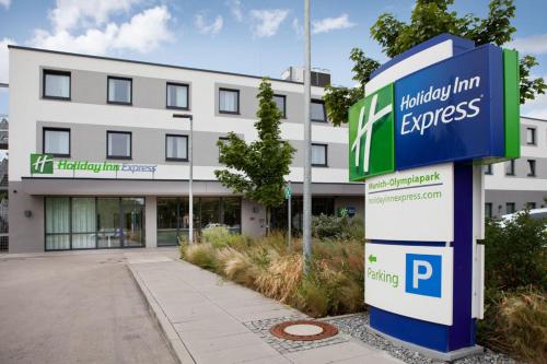 holiday inn express munich olympiapark an ihg hotel