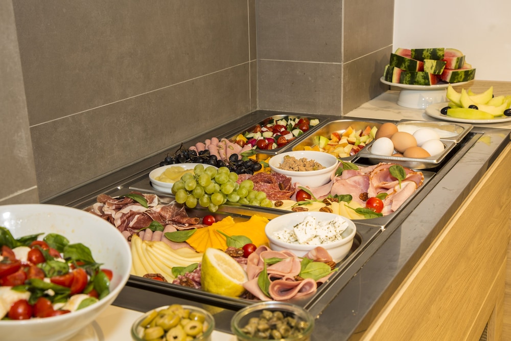 ivy hotel adults only