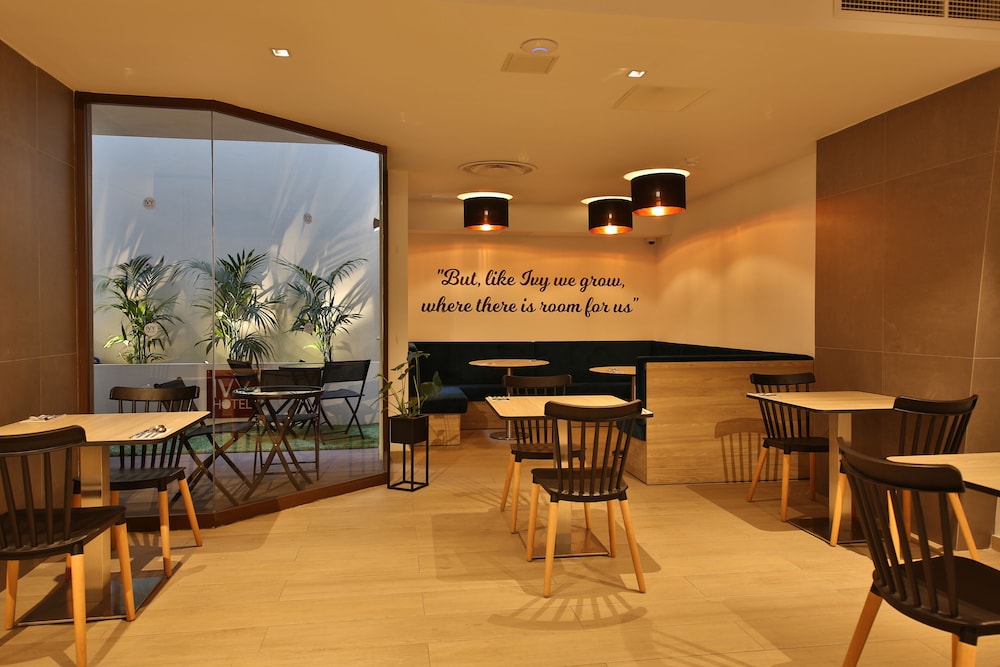 ivy hotel adults only