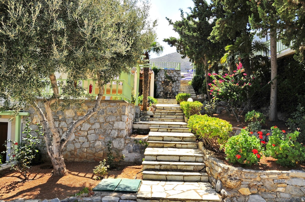 magia village resort