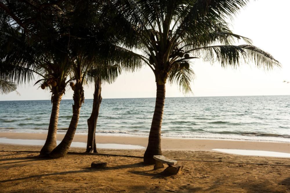 chao lao beach