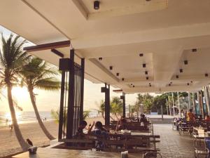chao lao beach