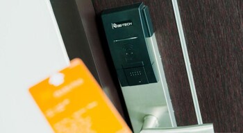 phavina grand boutique