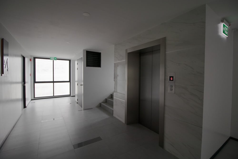 phavina grand boutique