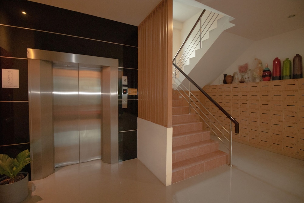 phavina grand boutique