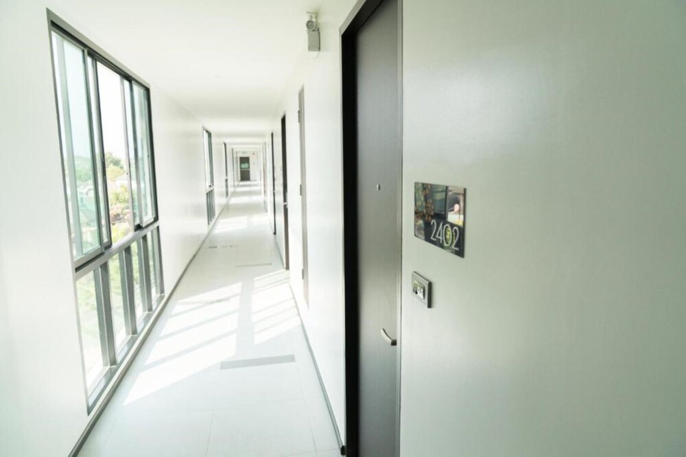 phavina grand boutique