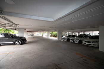 phavina grand boutique