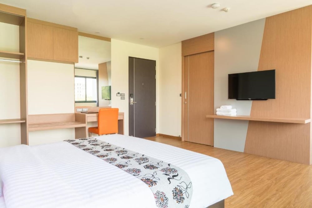 phavina grand boutique