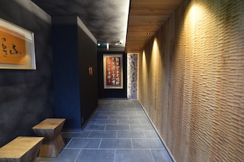 grand base beppu ekimae