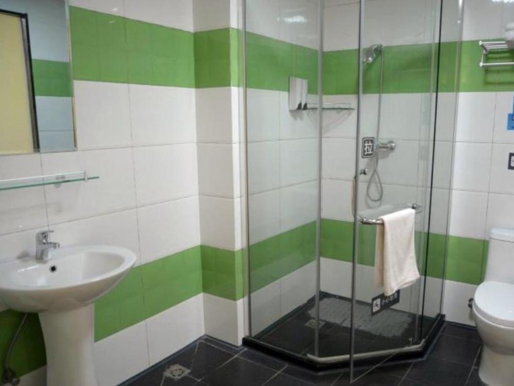 7 days inn taian municipal square