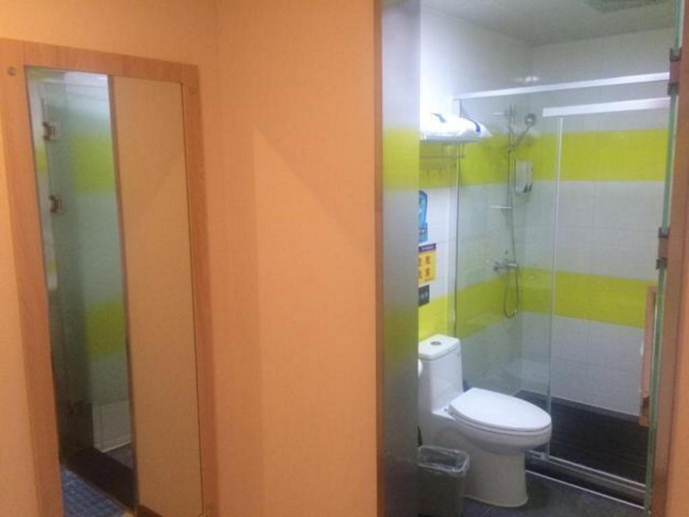 7 days inn chongqing yunyang passenger center