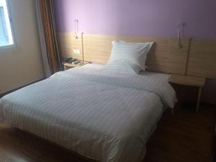 7 days inn chongqing yunyang passenger center