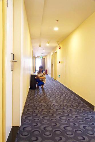 7 days inn chongqing yunyang passenger center