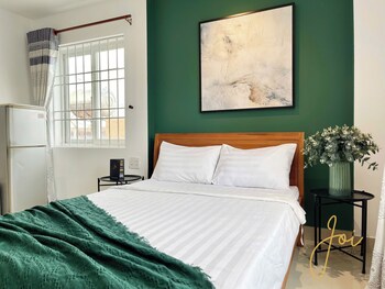 joi hospitality anthony