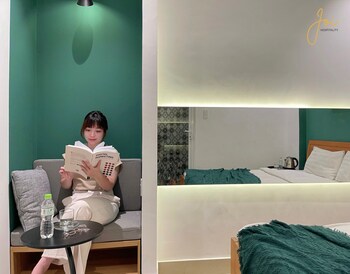 joi hospitality anthony